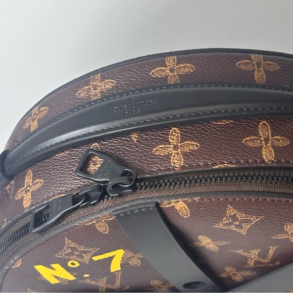 Louis Vuitton Monogram N°7 Wheel Box - Picture 5 of 16